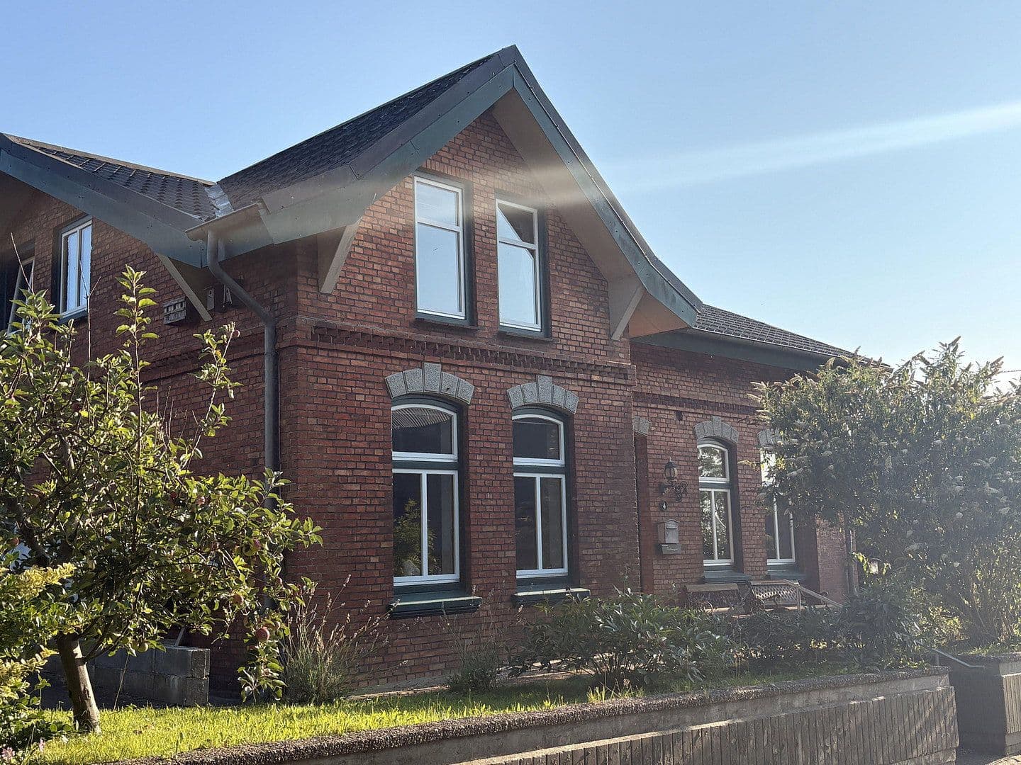 Predaj domu 150 m², pozemok 446 m², Bahnhofstraße 4, Wohlde, Šlezvicko-Holštajnsko Predaj domu 150 m², pozemok 446 m², Bahnhofstraße 4, Wohlde, Šlezvicko-Holštajnsko