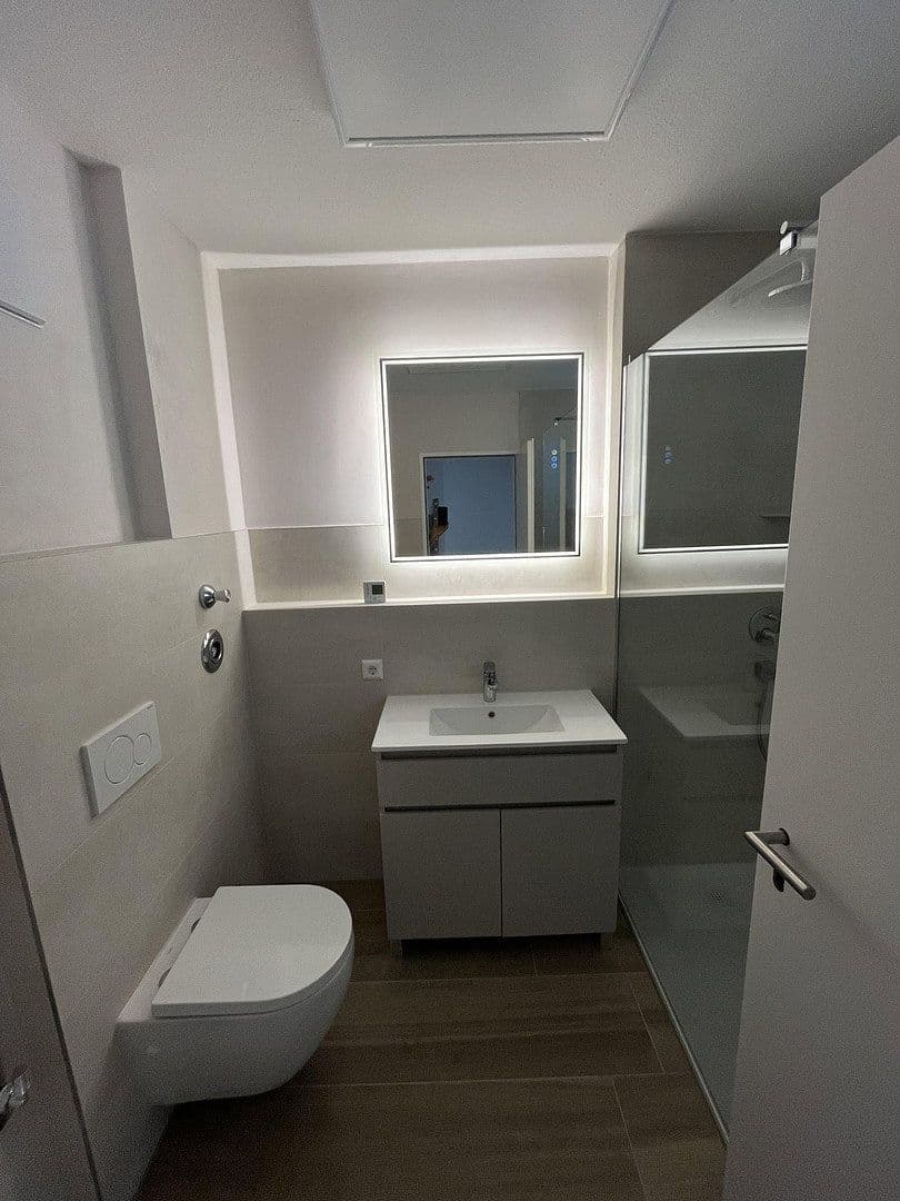 Prenájom bytu 2-izbový 65 m², Langenargen, Bádensko-Wurttembersko Prenájom bytu 2-izbový 65 m², Langenargen, Bádensko-Wurttembersko
