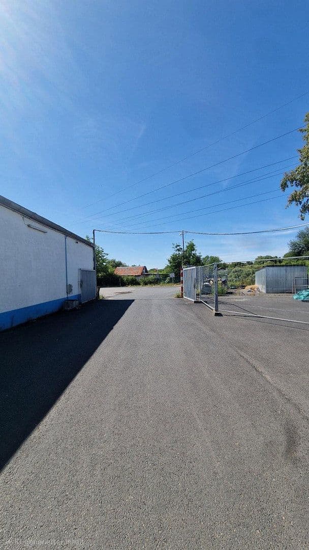 Prenájom nebytového priestoru 323 m², Köln, Severné Porýnie - Westfálsko Prenájom nebytového priestoru 323 m², Köln, Severné Porýnie - Westfálsko
