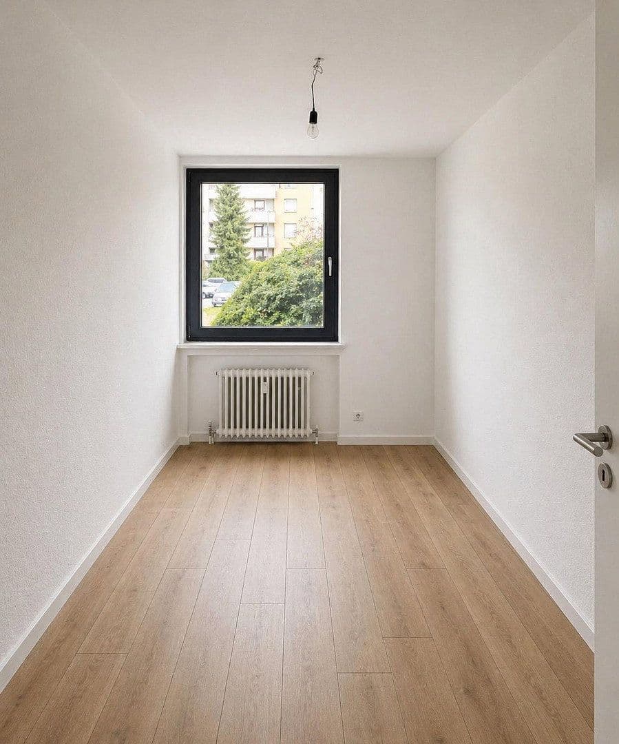 Prenájom bytu 3-izbový 90 m², Urftstr. 110, Mönchengladbach, Severné Porýnie - Westfálsko Prenájom bytu 3-izbový 90 m², Urftstr. 110, Mönchengladbach, Severné Porýnie - Westfálsko