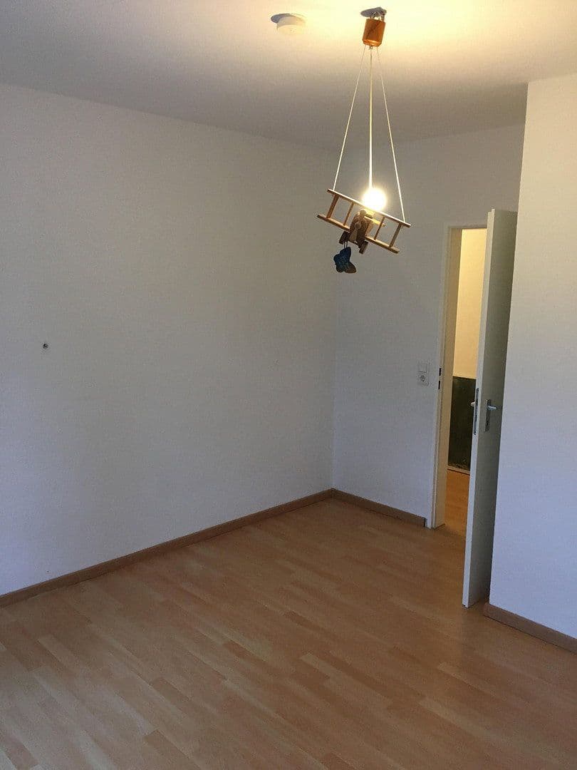 Prenájom bytu 3-izbový 64 m², Adlerstraße 42, Ratingen, Severné Porýnie - Westfálsko Prenájom bytu 3-izbový 64 m², Adlerstraße 42, Ratingen, Severné Porýnie - Westfálsko