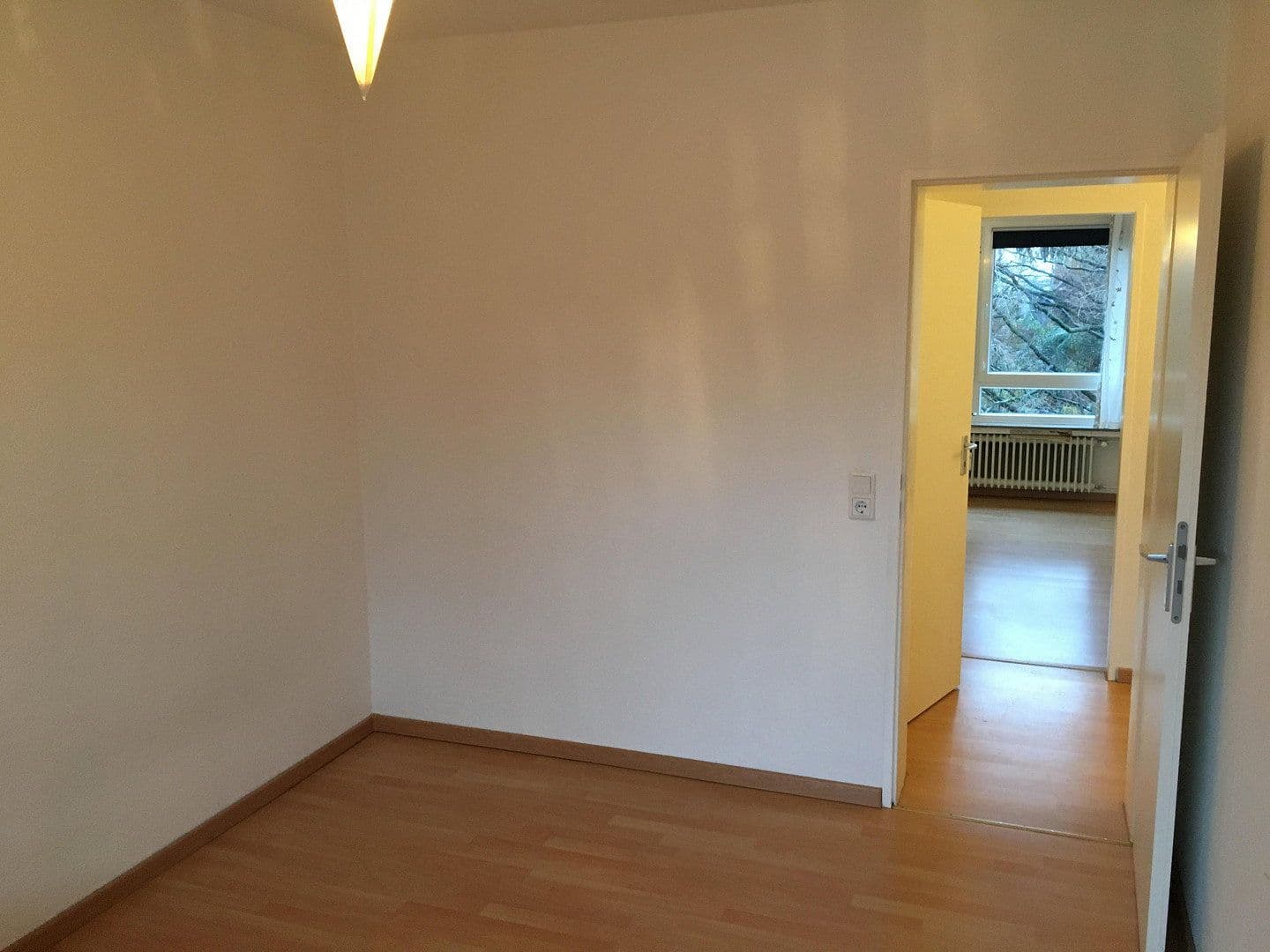 Prenájom bytu 3-izbový 64 m², Adlerstraße 42, Ratingen, Severné Porýnie - Westfálsko Prenájom bytu 3-izbový 64 m², Adlerstraße 42, Ratingen, Severné Porýnie - Westfálsko