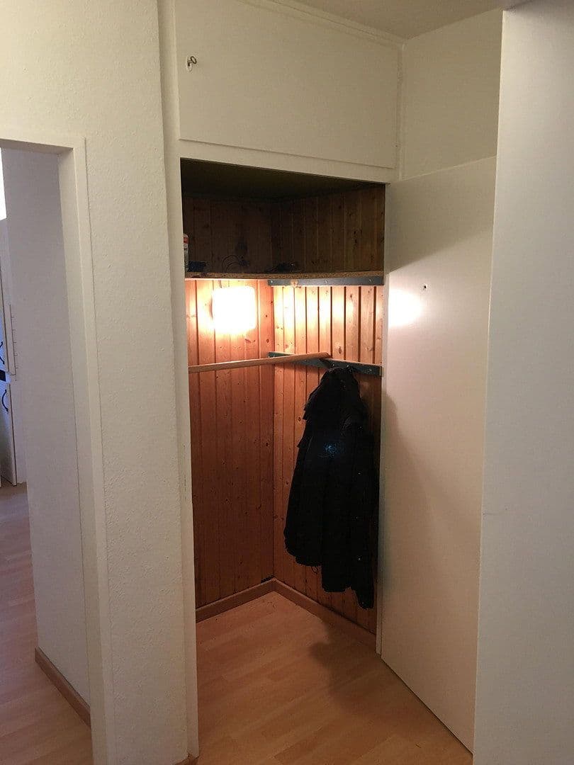 Prenájom bytu 3-izbový 64 m², Adlerstraße 42, Ratingen, Severné Porýnie - Westfálsko Prenájom bytu 3-izbový 64 m², Adlerstraße 42, Ratingen, Severné Porýnie - Westfálsko