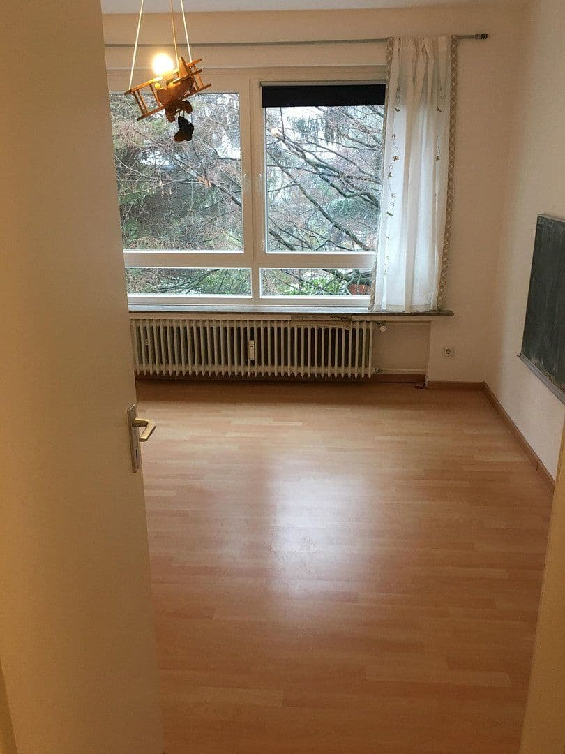 Prenájom bytu 3-izbový 64 m², Adlerstraße 42, Ratingen, Severné Porýnie - Westfálsko Prenájom bytu 3-izbový 64 m², Adlerstraße 42, Ratingen, Severné Porýnie - Westfálsko
