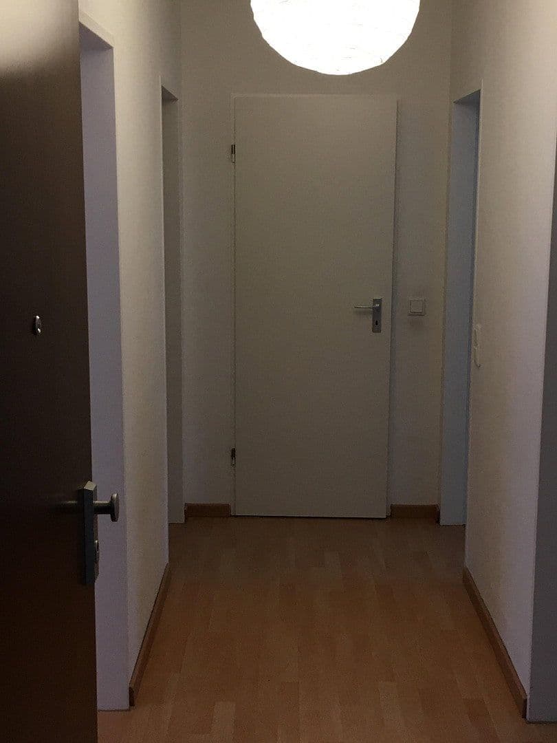 Prenájom bytu 3-izbový 64 m², Adlerstraße 42, Ratingen, Severné Porýnie - Westfálsko Prenájom bytu 3-izbový 64 m², Adlerstraße 42, Ratingen, Severné Porýnie - Westfálsko