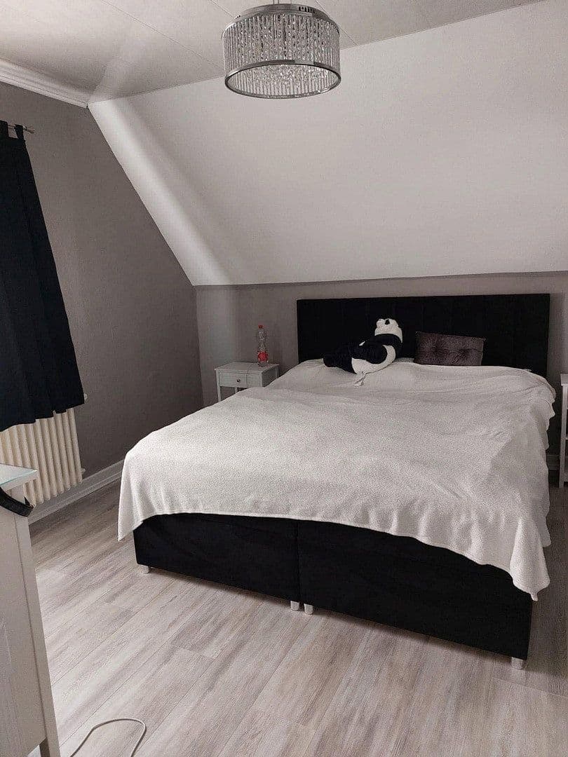 Predaj domu 119 m², pozemok 220 m², Bolanden, Porýnie-Falcko Predaj domu 119 m², pozemok 220 m², Bolanden, Porýnie-Falcko