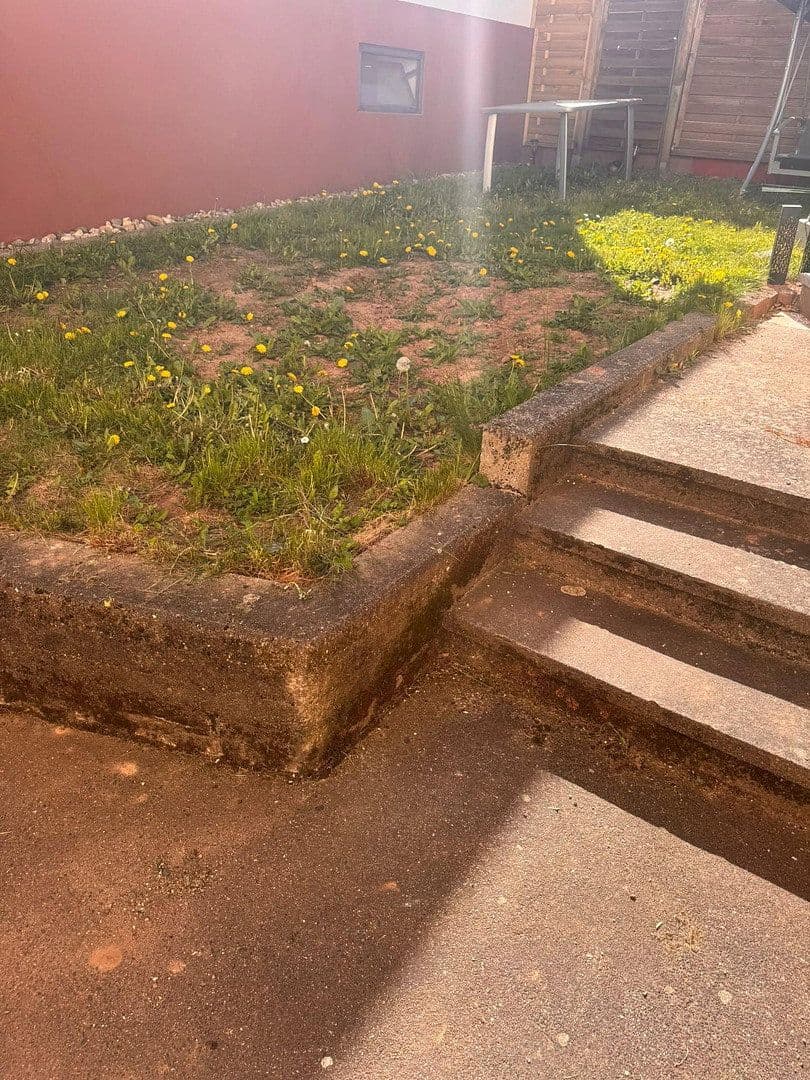 Predaj domu 119 m², pozemok 220 m², Bolanden, Porýnie-Falcko Predaj domu 119 m², pozemok 220 m², Bolanden, Porýnie-Falcko
