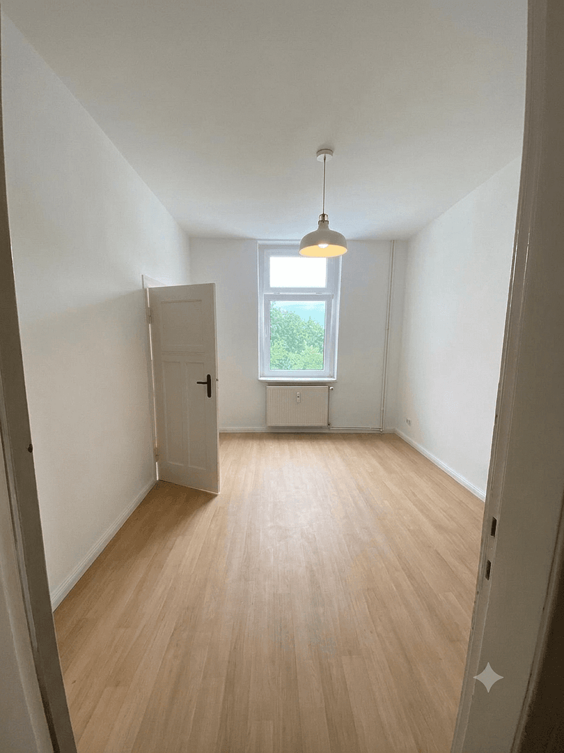 Prenájom bytu 4-izbový 110 m², Brandenburg an der Havel, Brandenbursko Prenájom bytu 4-izbový 110 m², Brandenburg an der Havel, Brandenbursko