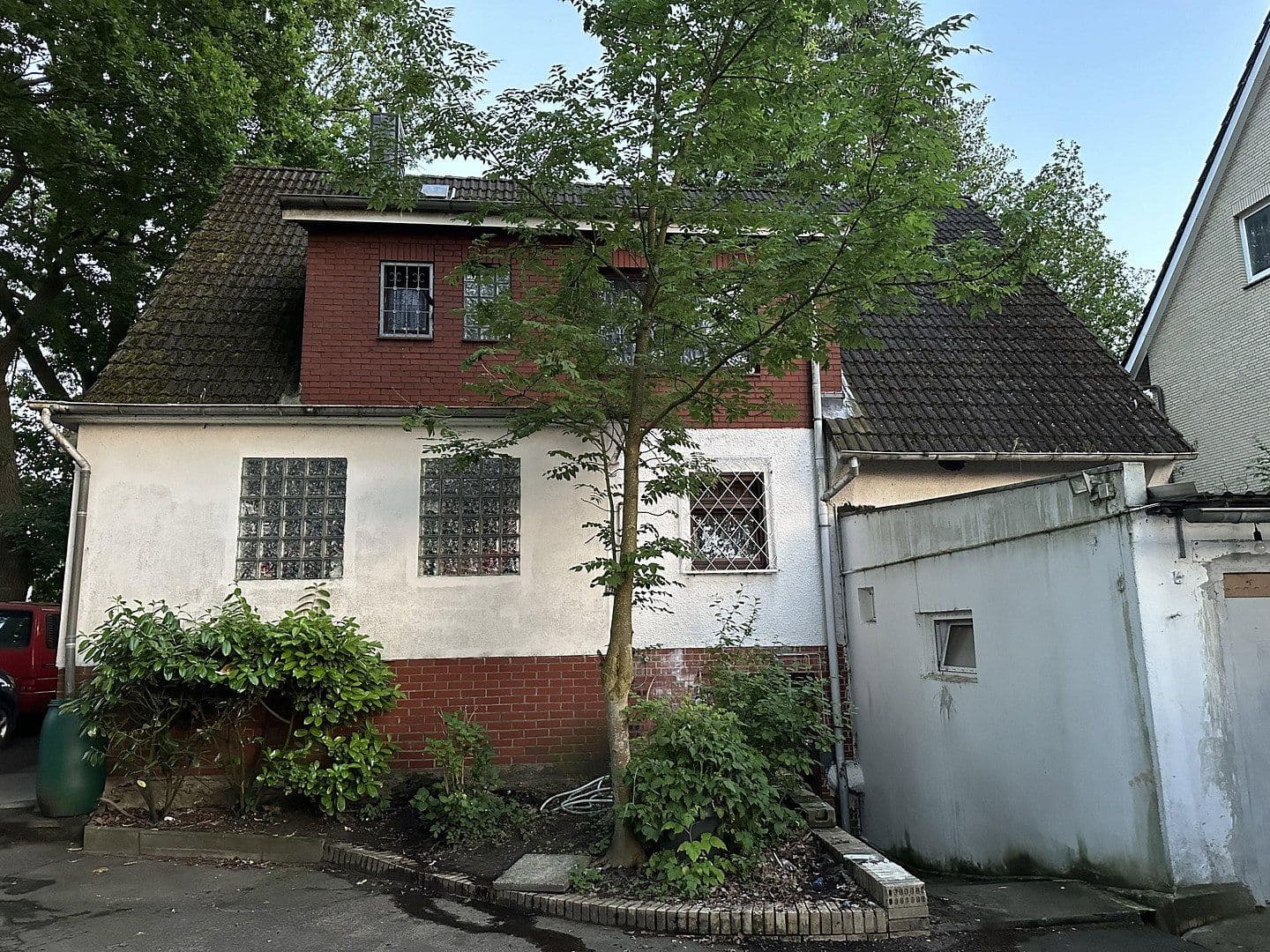 Predaj domu 255 m², pozemok 648 m², Sülldorfer Landstraße 248, Hamburg, Hamburg Predaj domu 255 m², pozemok 648 m², Sülldorfer Landstraße 248, Hamburg, Hamburg