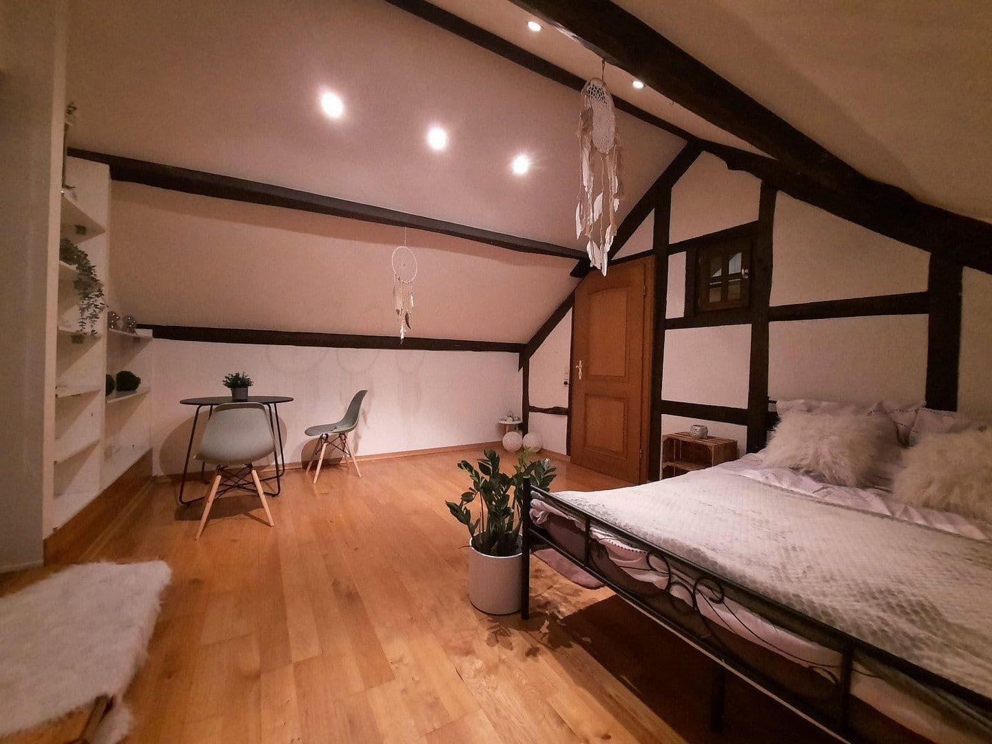 Predaj domu 354 m², pozemok 1.120 m², Nettersheim, Severné Porýnie - Westfálsko Predaj domu 354 m², pozemok 1.120 m², Nettersheim, Severné Porýnie - Westfálsko