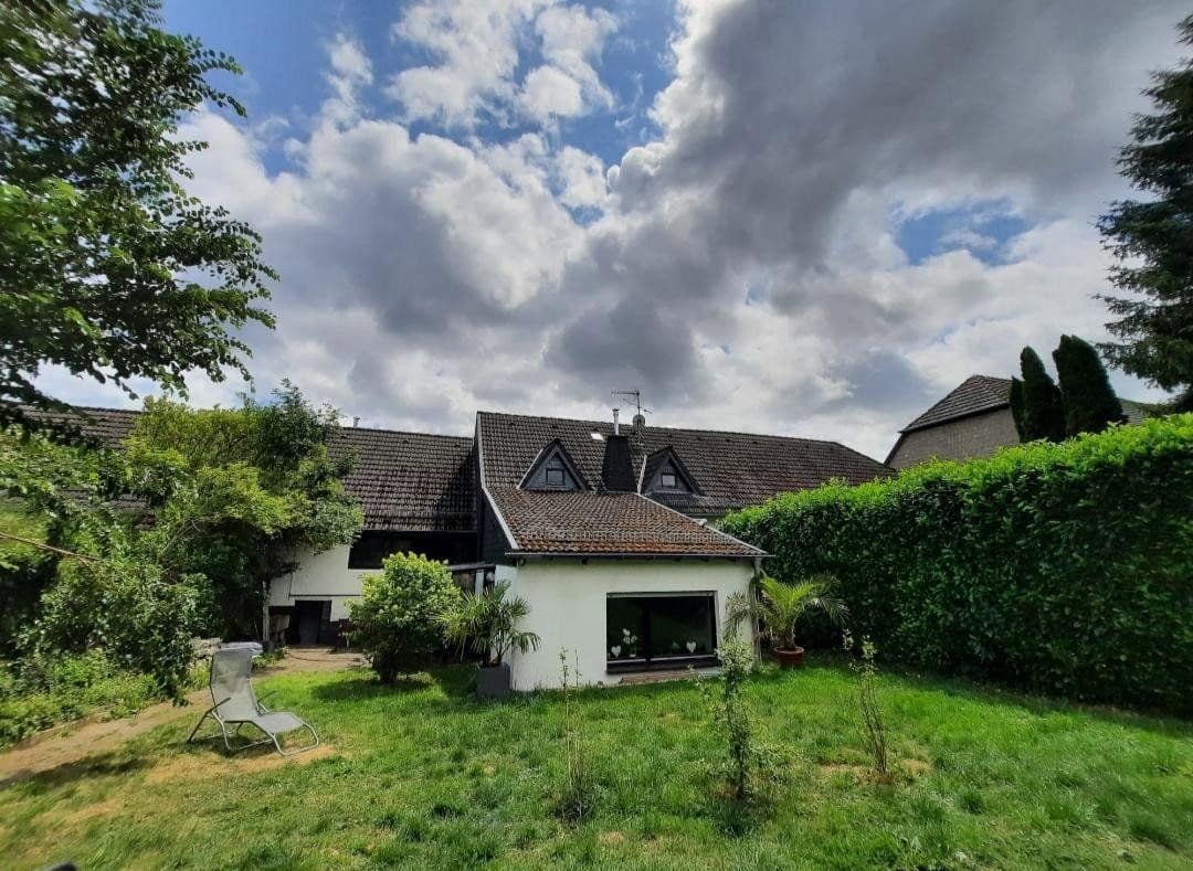 Predaj domu 354 m², pozemok 1.120 m², Nettersheim, Severné Porýnie - Westfálsko Predaj domu 354 m², pozemok 1.120 m², Nettersheim, Severné Porýnie - Westfálsko