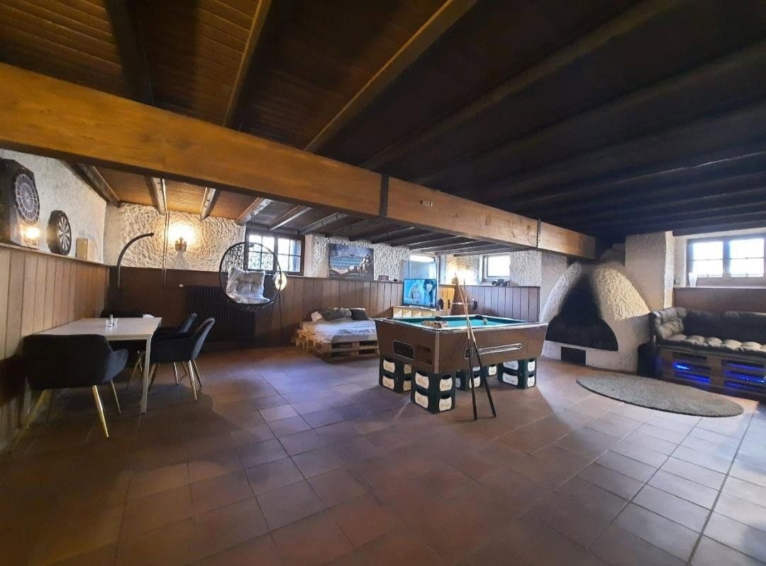 Predaj domu 354 m², pozemok 1.120 m², Nettersheim, Severné Porýnie - Westfálsko Predaj domu 354 m², pozemok 1.120 m², Nettersheim, Severné Porýnie - Westfálsko