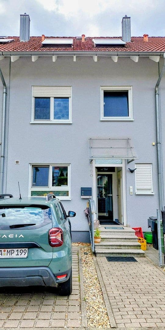 Predaj domu 162 m², pozemok 141 m², Muggensturm, Bádensko-Wurttembersko Predaj domu 162 m², pozemok 141 m², Muggensturm, Bádensko-Wurttembersko