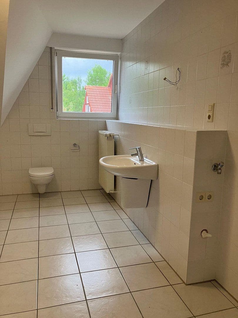 Prenájom bytu 4-izbový 121 m², Ennigerloh, Severné Porýnie - Westfálsko Prenájom bytu 4-izbový 121 m², Ennigerloh, Severné Porýnie - Westfálsko