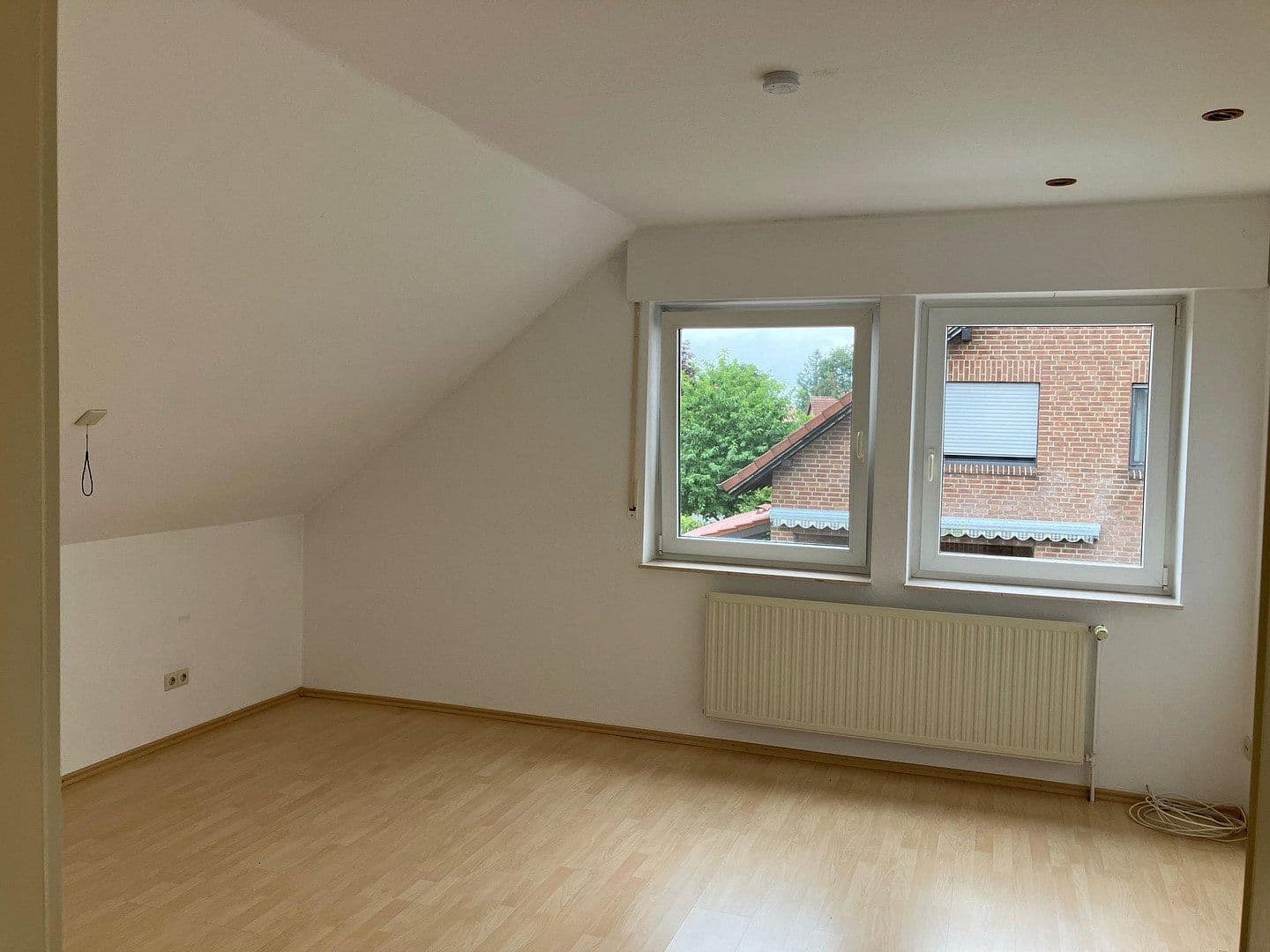 Prenájom bytu 4-izbový 121 m², Ennigerloh, Severné Porýnie - Westfálsko Prenájom bytu 4-izbový 121 m², Ennigerloh, Severné Porýnie - Westfálsko