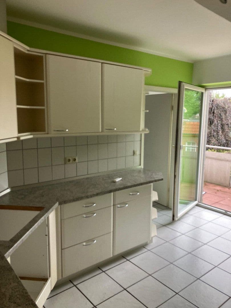 Prenájom bytu 4-izbový 121 m², Ennigerloh, Severné Porýnie - Westfálsko Prenájom bytu 4-izbový 121 m², Ennigerloh, Severné Porýnie - Westfálsko