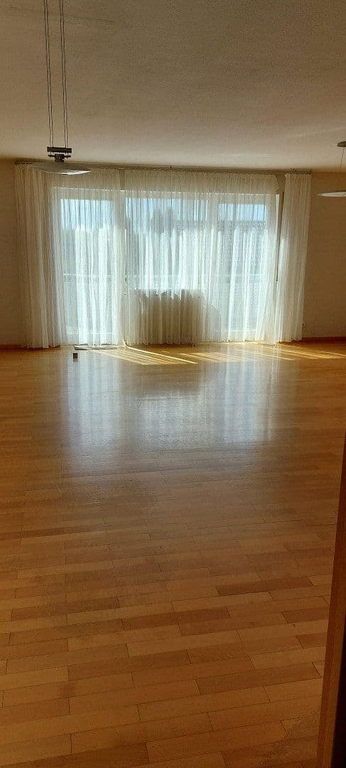 Predaj domu 171 m², pozemok 270 m², Waiblingen, Bádensko-Wurttembersko Predaj domu 171 m², pozemok 270 m², Waiblingen, Bádensko-Wurttembersko