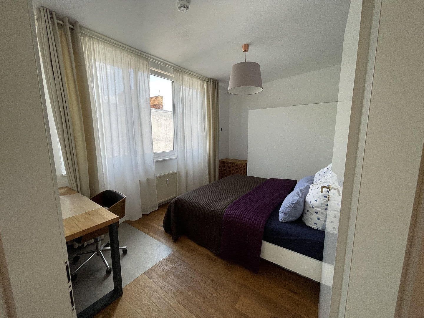 Prenájom bytu 2-izbový 65 m², Berlin, Berlín Prenájom bytu 2-izbový 65 m², Berlin, Berlín