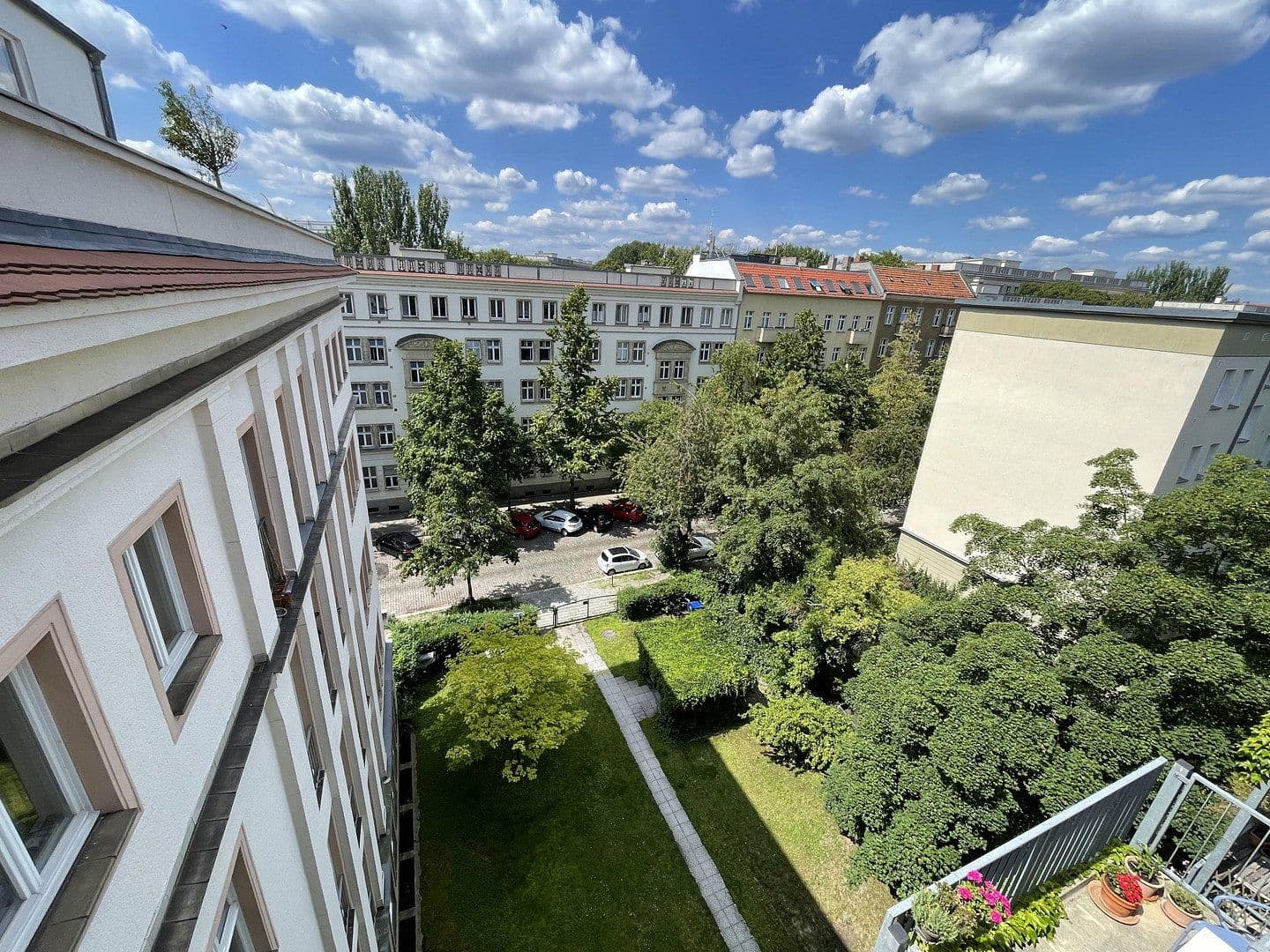Prenájom bytu 2-izbový 65 m², Berlin, Berlín Prenájom bytu 2-izbový 65 m², Berlin, Berlín
