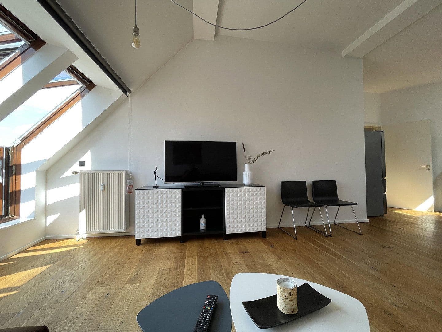 Prenájom bytu 2-izbový 65 m², Berlin, Berlín Prenájom bytu 2-izbový 65 m², Berlin, Berlín