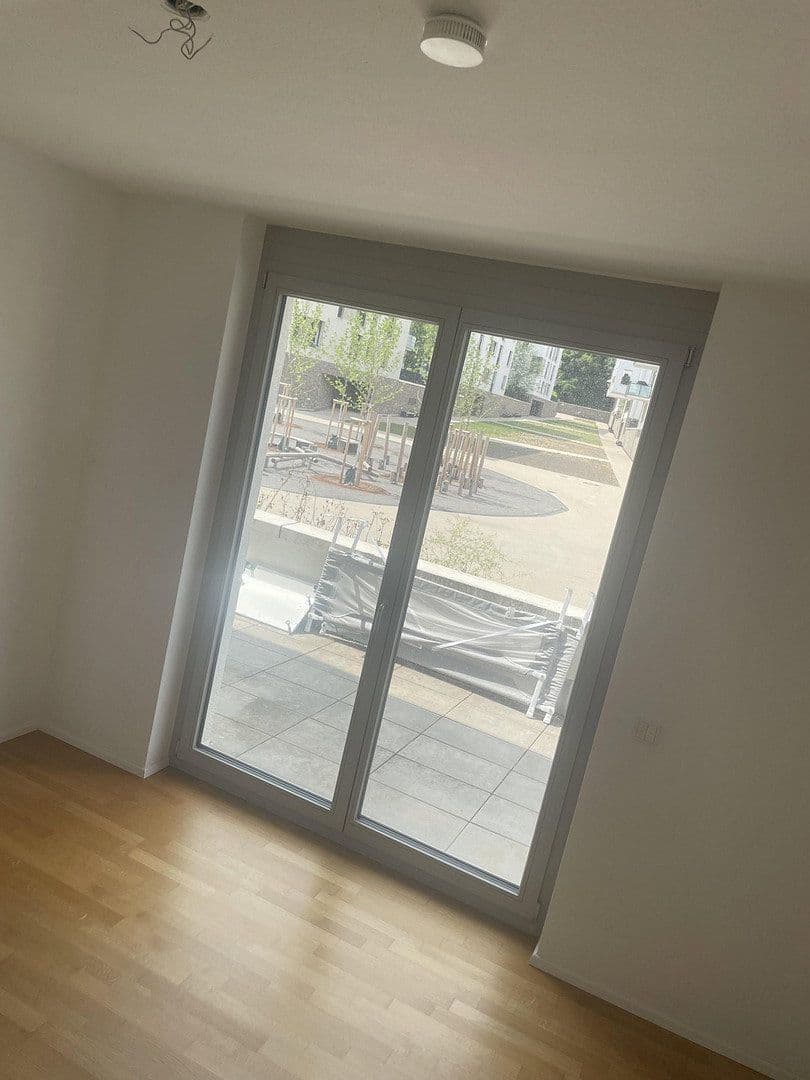 Prenájom bytu 4-izbový 120 m², Maybachstraße 15B, Stuttgart, Bádensko-Wurttembersko Prenájom bytu 4-izbový 120 m², Maybachstraße 15B, Stuttgart, Bádensko-Wurttembersko