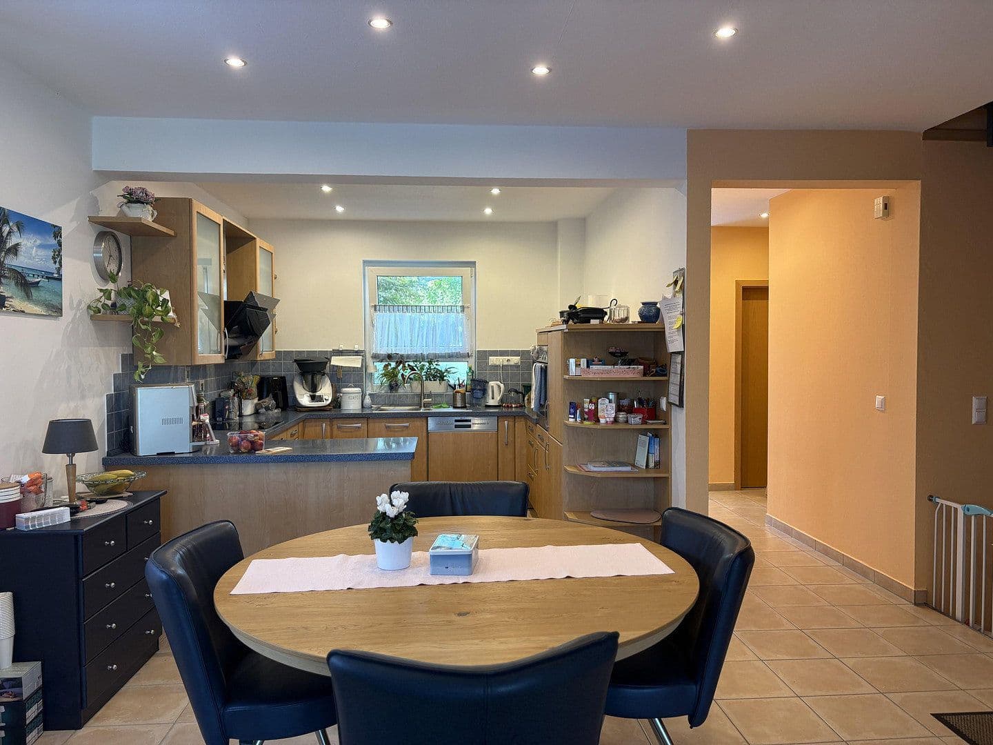 Predaj domu 174 m², pozemok 350 m², Wiesbaden, Hesensko Predaj domu 174 m², pozemok 350 m², Wiesbaden, Hesensko