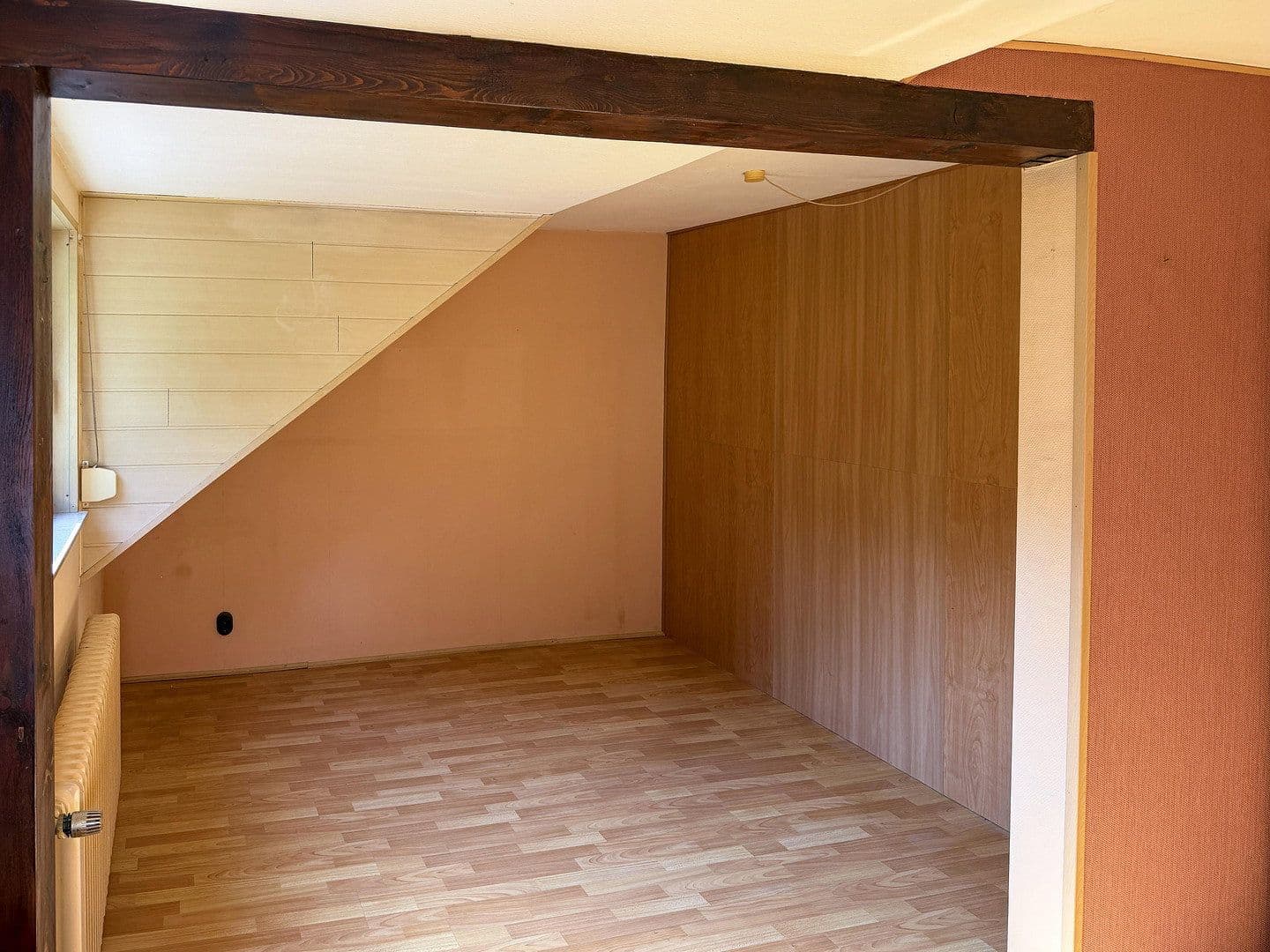 Predaj domu 120 m², pozemok 310 m², Remscheider Str. 136a, Wuppertal, Severné Porýnie - Westfálsko Predaj domu 120 m², pozemok 310 m², Remscheider Str. 136a, Wuppertal, Severné Porýnie - Westfálsko