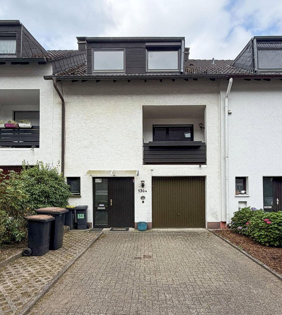 Predaj domu 120 m², pozemok 310 m², Remscheider Str. 136a, Wuppertal, Severné Porýnie - Westfálsko Predaj domu 120 m², pozemok 310 m², Remscheider Str. 136a, Wuppertal, Severné Porýnie - Westfálsko
