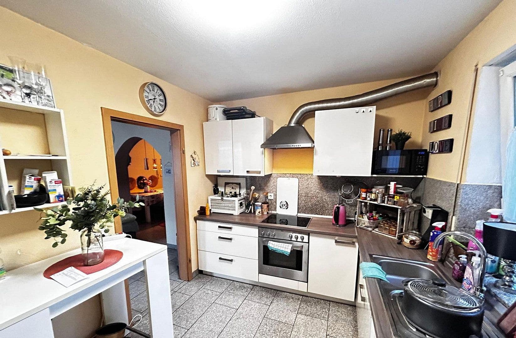 Prenájom bytu 3-izbový 70 m², Sprendlingen, Porýnie-Falcko Prenájom bytu 3-izbový 70 m², Sprendlingen, Porýnie-Falcko