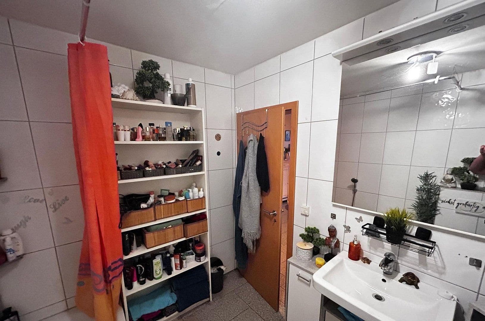 Prenájom bytu 3-izbový 70 m², Sprendlingen, Porýnie-Falcko Prenájom bytu 3-izbový 70 m², Sprendlingen, Porýnie-Falcko
