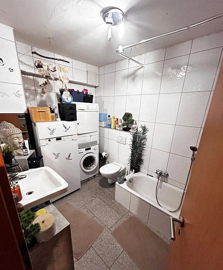 Prenájom bytu 3-izbový 70 m², Sprendlingen, Porýnie-Falcko Prenájom bytu 3-izbový 70 m², Sprendlingen, Porýnie-Falcko