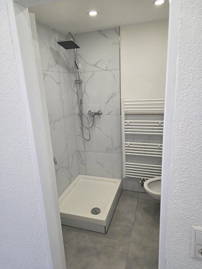Prenájom bytu 2-izbový 45 m², Wehrstraße 4, Kürnbach, Bádensko-Wurttembersko Prenájom bytu 2-izbový 45 m², Wehrstraße 4, Kürnbach, Bádensko-Wurttembersko