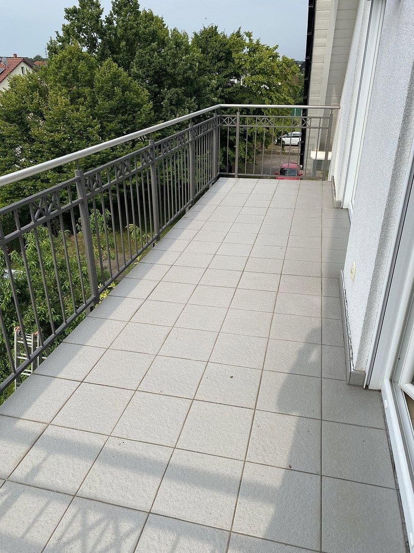 Prenájom bytu 4-izbový 100 m², Münster (Hessen), Hesensko Prenájom bytu 4-izbový 100 m², Münster (Hessen), Hesensko