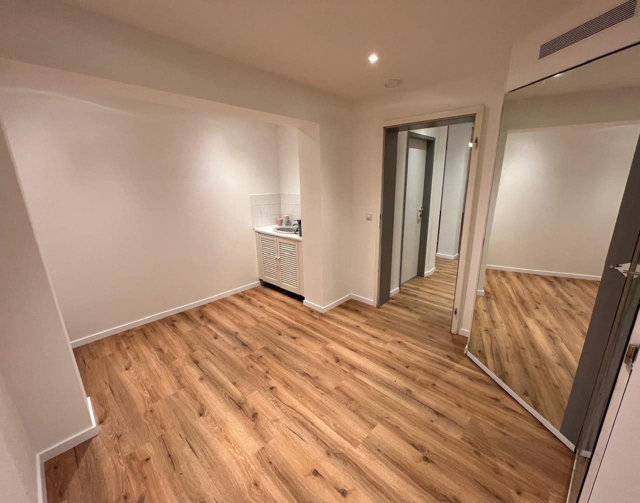 Prenájom kancelárie 135 m², Kölnstraße 82, Sankt Augustin, Severné Porýnie - Westfálsko Prenájom kancelárie 135 m², Kölnstraße 82, Sankt Augustin, Severné Porýnie - Westfálsko