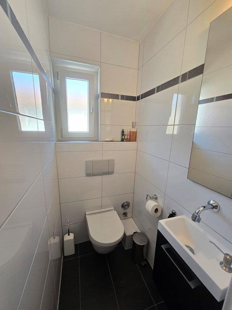 Predaj bytu 3-izbový 93 m², Niefern-Öschelbronn, Bádensko-Wurttembersko Predaj bytu 3-izbový 93 m², Niefern-Öschelbronn, Bádensko-Wurttembersko