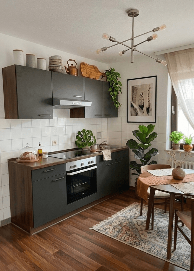 Prenájom bytu 2-izbový 60 m², Ludwigshafen, Porýnie-Falcko Prenájom bytu 2-izbový 60 m², Ludwigshafen, Porýnie-Falcko