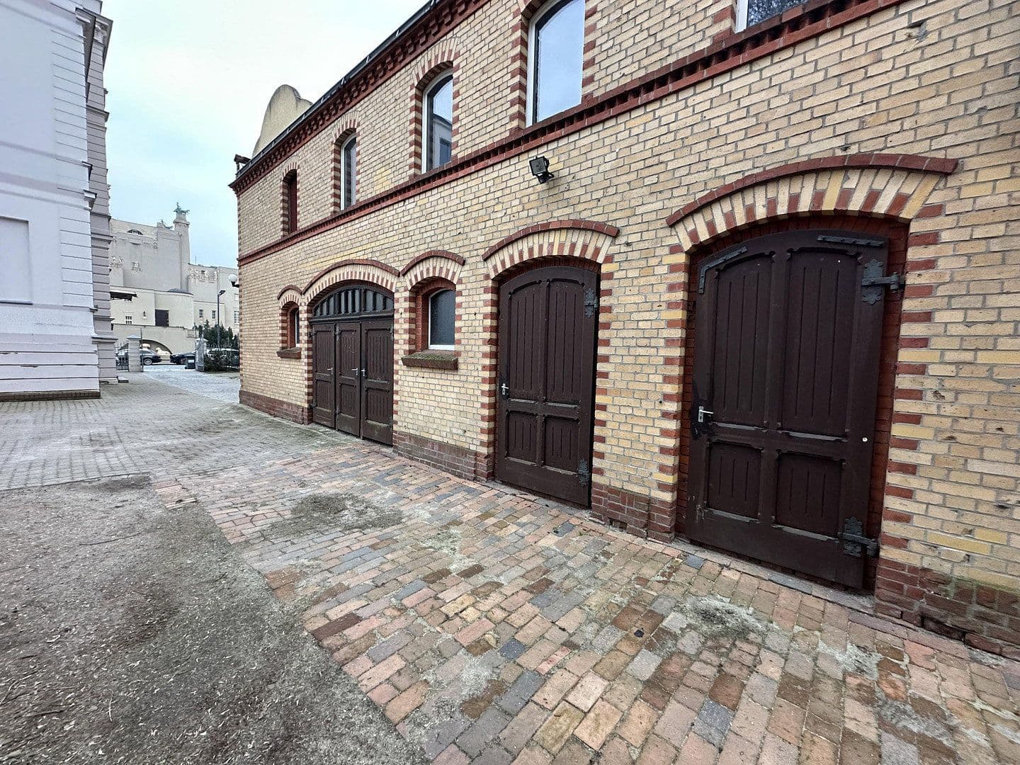 Prenájom kancelárie 69 m², Schillerstraße 54, Cottbus, Brandenbursko Prenájom kancelárie 69 m², Schillerstraße 54, Cottbus, Brandenbursko