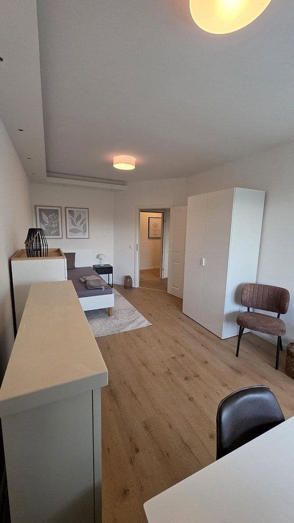 Prenájom bytu 95 m², Pablo-Picasso-Straße 25, Berlin, Berlín Prenájom bytu 95 m², Pablo-Picasso-Straße 25, Berlin, Berlín