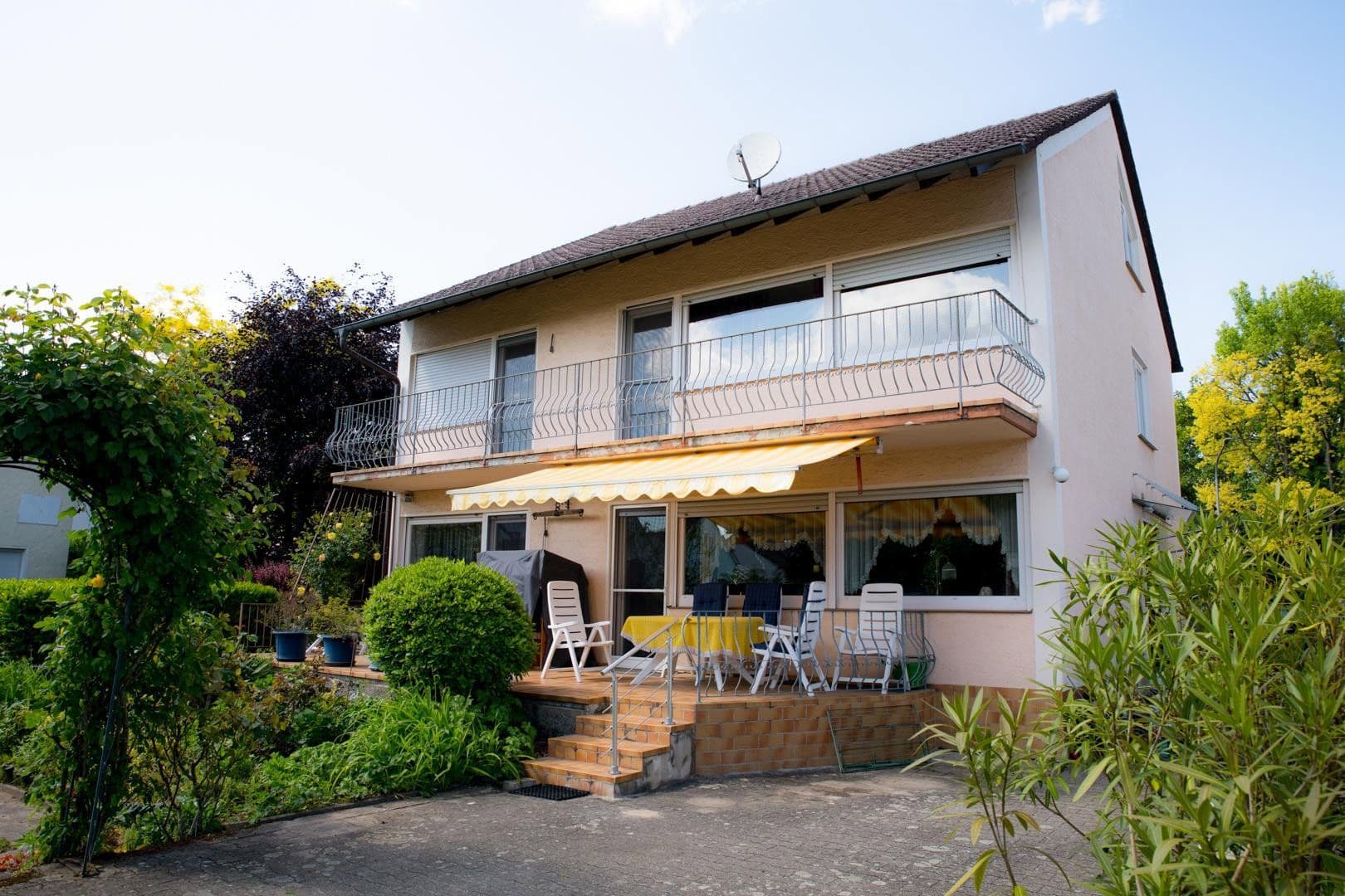 Predaj domu 185 m², pozemok 776 m², Kandel, Porýnie-Falcko Predaj domu 185 m², pozemok 776 m², Kandel, Porýnie-Falcko