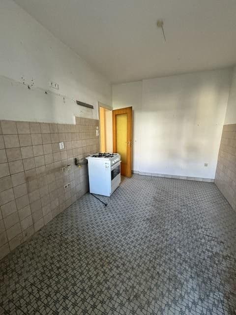 Prenájom bytu 2-izbový 72 m², Geibelstr. 15, Karlsruhe, Bádensko-Wurttembersko Prenájom bytu 2-izbový 72 m², Geibelstr. 15, Karlsruhe, Bádensko-Wurttembersko