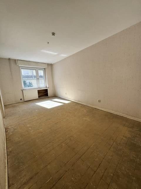 Prenájom bytu 2-izbový 72 m², Geibelstr. 15, Karlsruhe, Bádensko-Wurttembersko Prenájom bytu 2-izbový 72 m², Geibelstr. 15, Karlsruhe, Bádensko-Wurttembersko