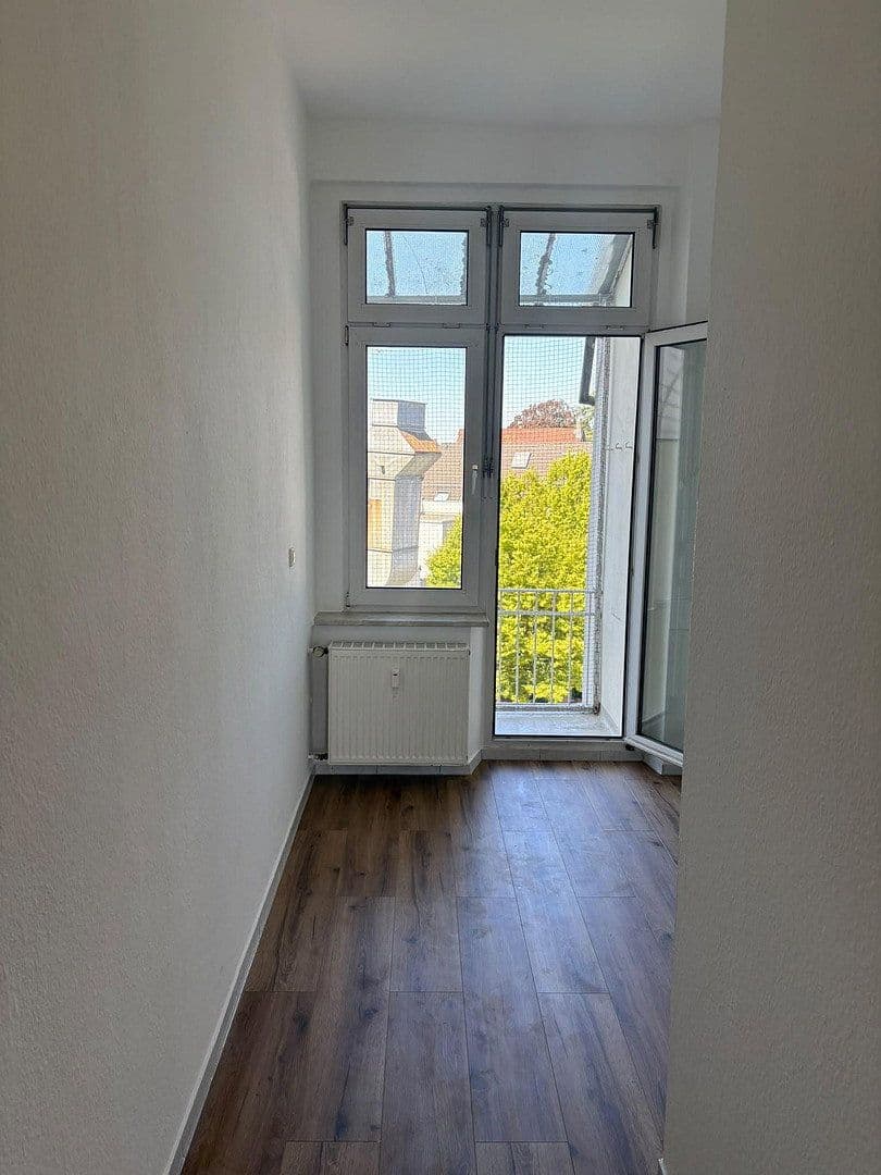 Prenájom bytu 2-izbový 80 m², Bahnstraße 6, Solingen, Severné Porýnie - Westfálsko Prenájom bytu 2-izbový 80 m², Bahnstraße 6, Solingen, Severné Porýnie - Westfálsko