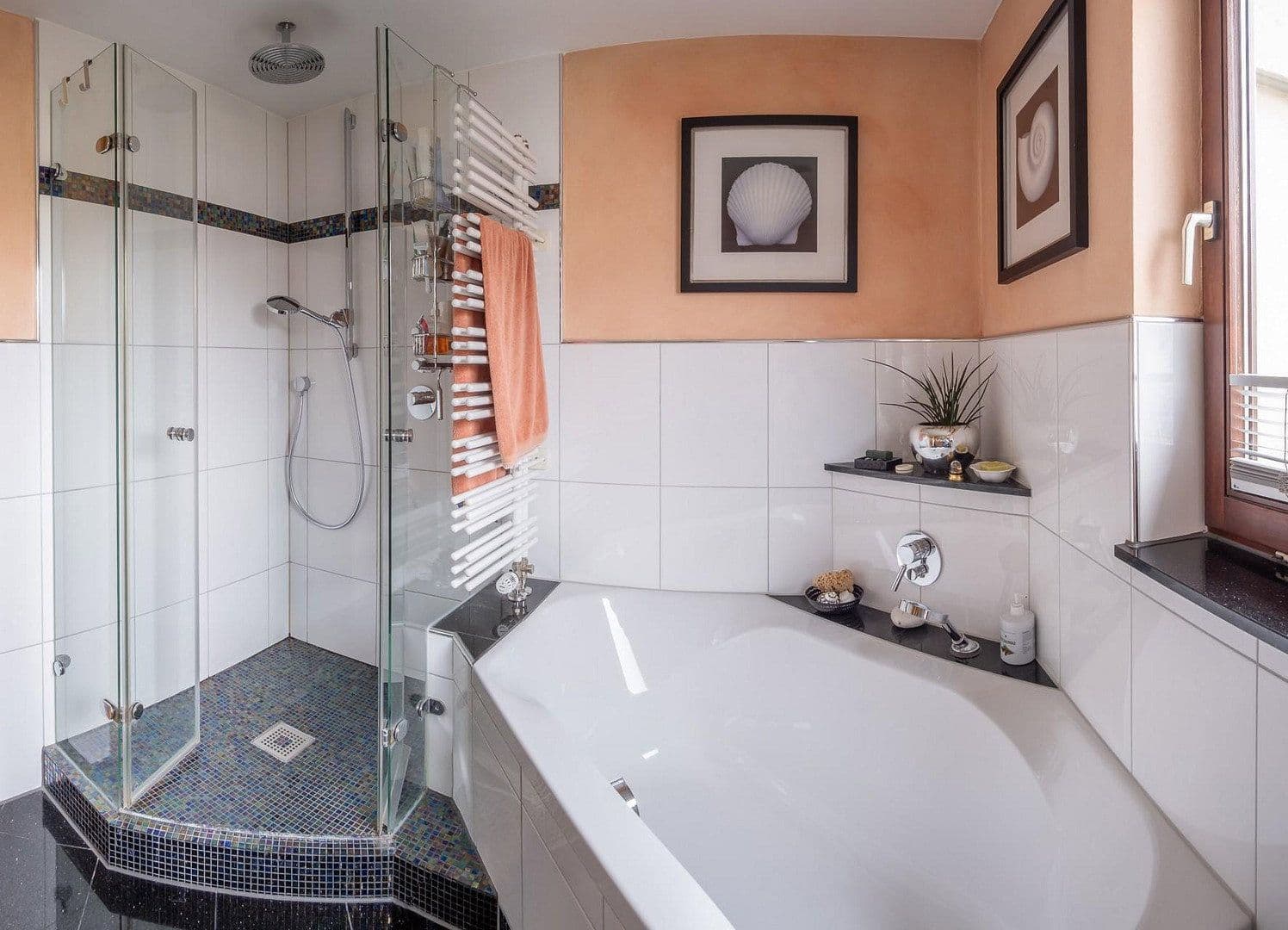 Predaj domu 131 m², pozemok 334 m², Weil im Schönbuch, Bádensko-Wurttembersko Predaj domu 131 m², pozemok 334 m², Weil im Schönbuch, Bádensko-Wurttembersko