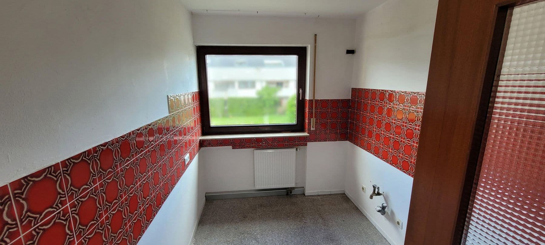 Prenájom bytu 3-izbový 74 m², Limburgstraße, Dettingen unter Teck, Bádensko-Wurttembersko Prenájom bytu 3-izbový 74 m², Limburgstraße, Dettingen unter Teck, Bádensko-Wurttembersko