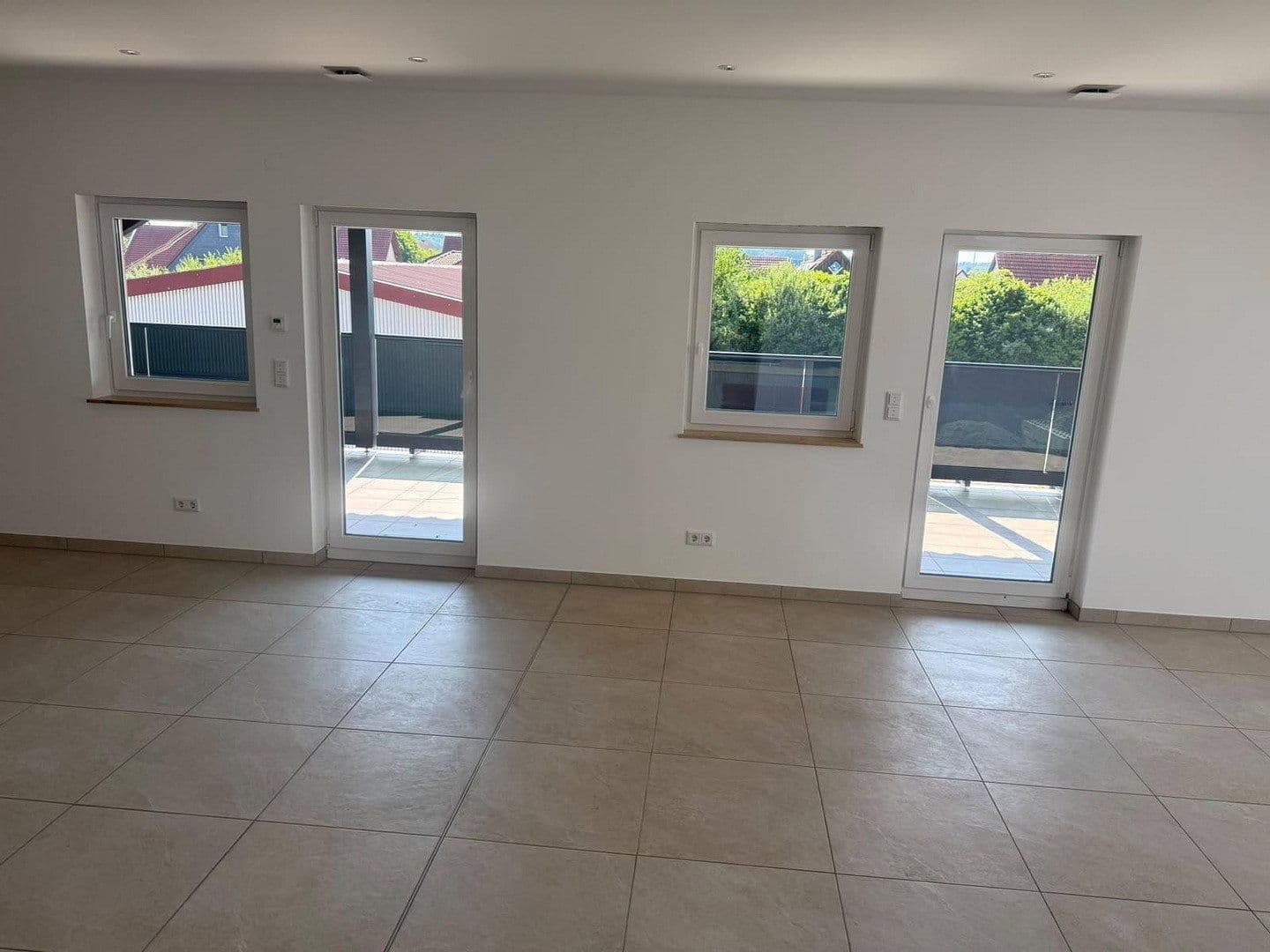Prenájom bytu 3-izbový 130 m², Am Antoniweiher 4, Oberreichenbach, Bavorsko Prenájom bytu 3-izbový 130 m², Am Antoniweiher 4, Oberreichenbach, Bavorsko