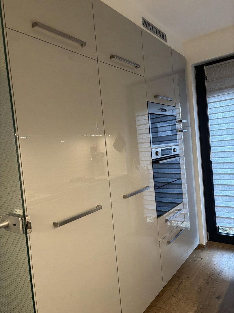 Predaj domu 123 m², pozemok 200 m², Weissach, Bádensko-Wurttembersko Predaj domu 123 m², pozemok 200 m², Weissach, Bádensko-Wurttembersko