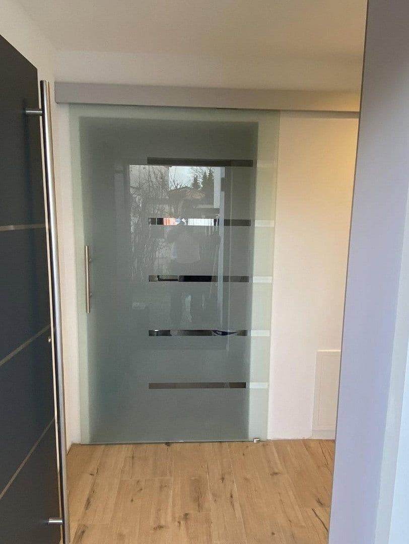 Predaj domu 123 m², pozemok 200 m², Weissach, Bádensko-Wurttembersko Predaj domu 123 m², pozemok 200 m², Weissach, Bádensko-Wurttembersko
