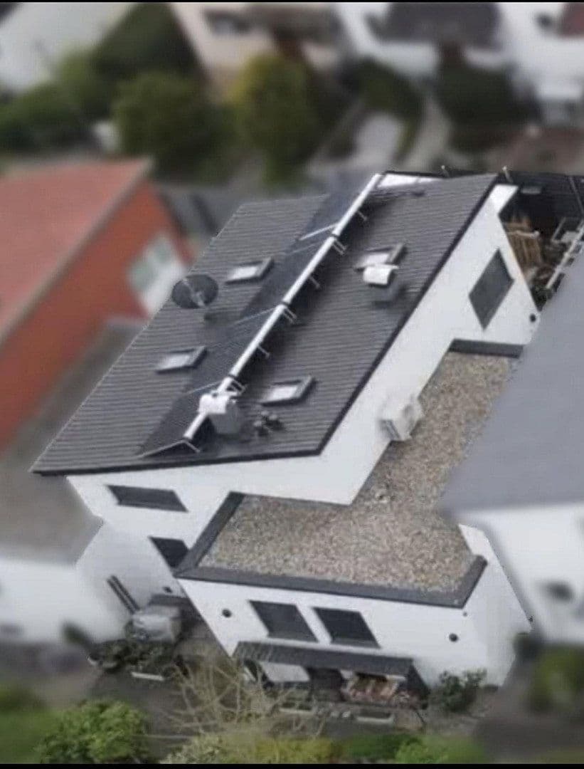Predaj domu 123 m², pozemok 200 m², Weissach, Bádensko-Wurttembersko Predaj domu 123 m², pozemok 200 m², Weissach, Bádensko-Wurttembersko