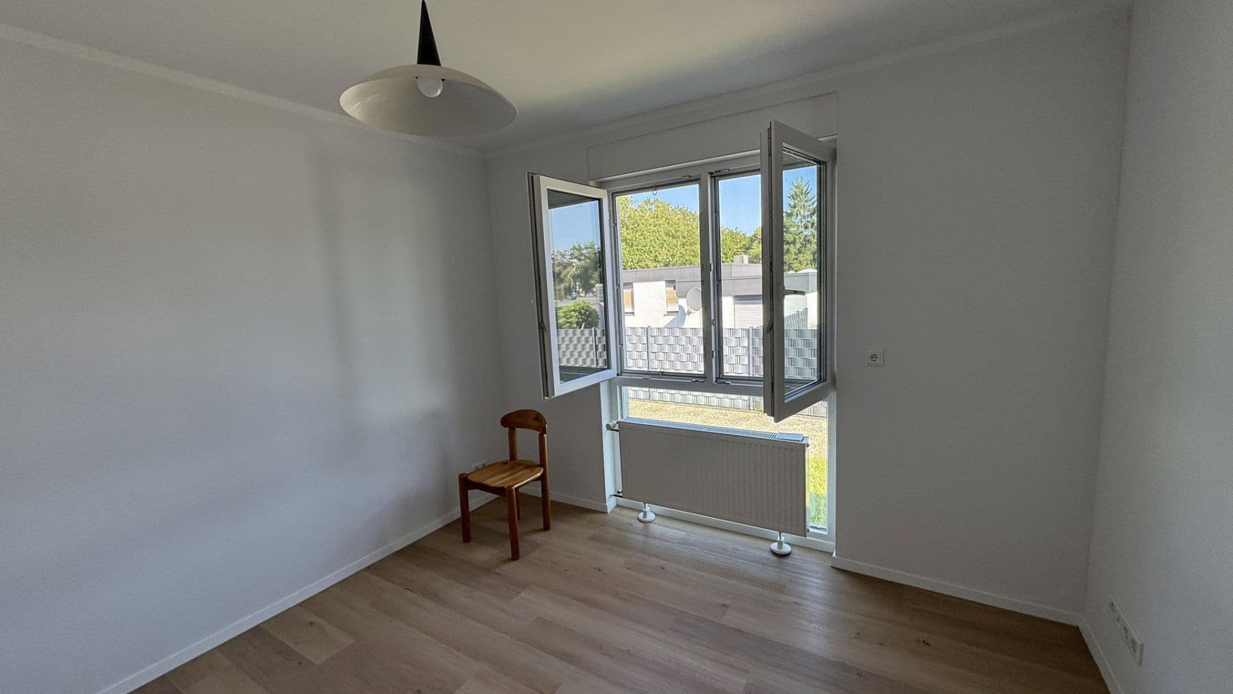 Prenájom domu 172 m², pozemok 600 m², Paderborn, Severné Porýnie - Westfálsko Prenájom domu 172 m², pozemok 600 m², Paderborn, Severné Porýnie - Westfálsko
