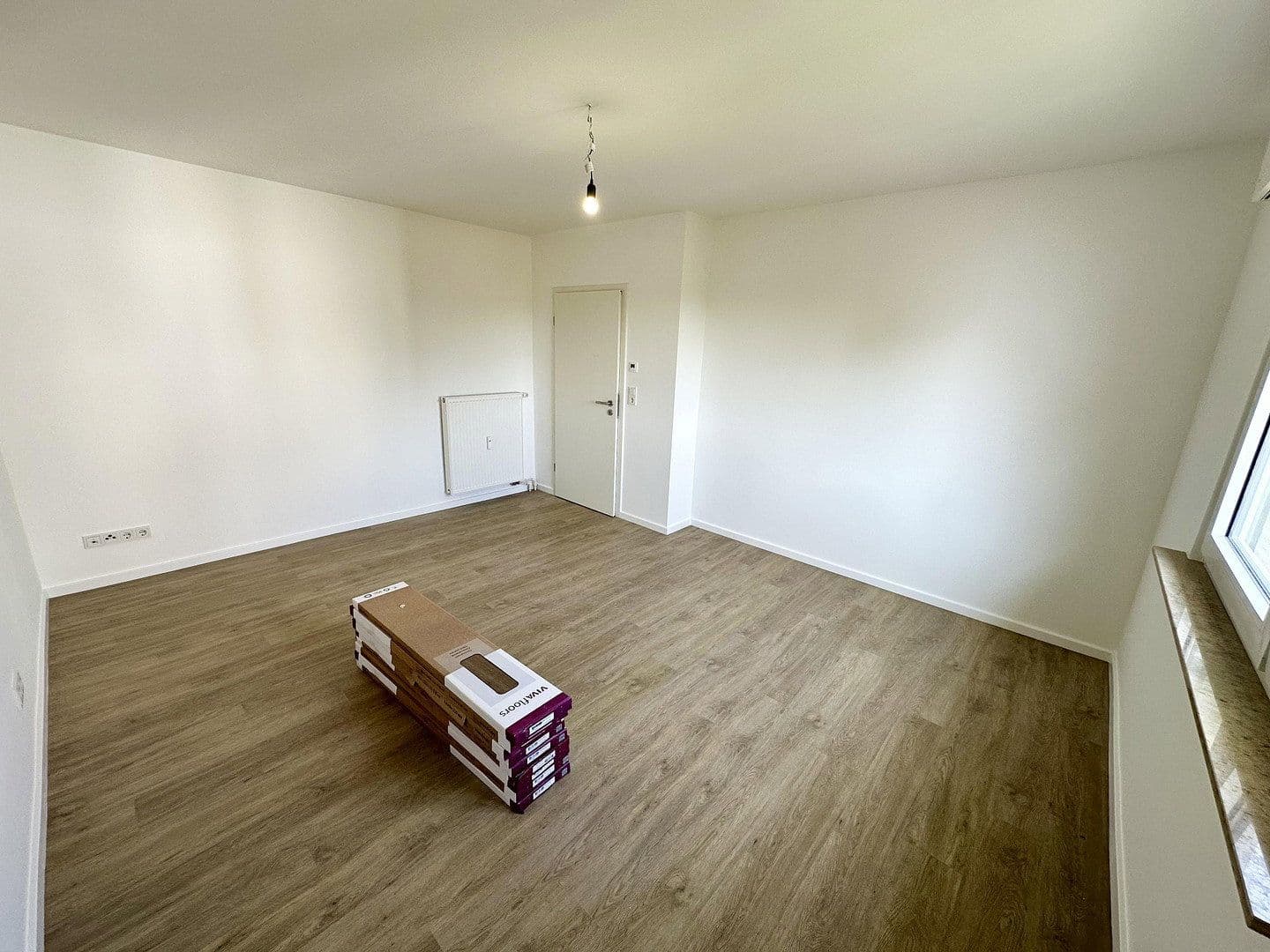 Prenájom bytu 4-izbový 110 m², Mühlheim am Main, Hesensko Prenájom bytu 4-izbový 110 m², Mühlheim am Main, Hesensko